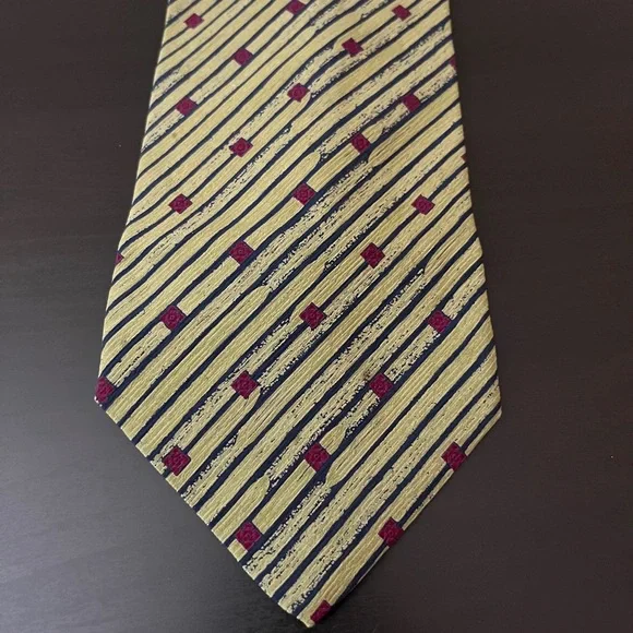 Giorgio Armani Cravatte tie - Picture 3 of 6